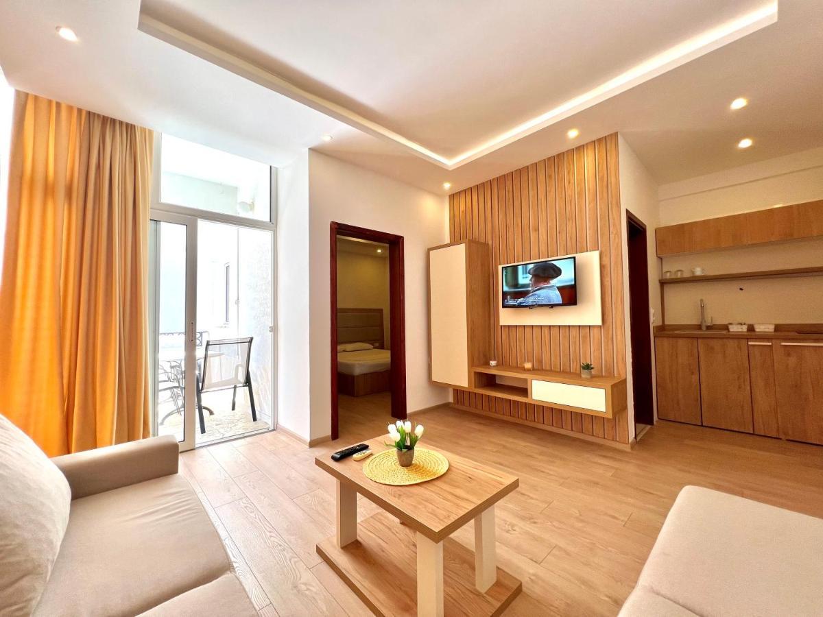Donna Apartment อุลซิน ภายนอก รูปภาพ
