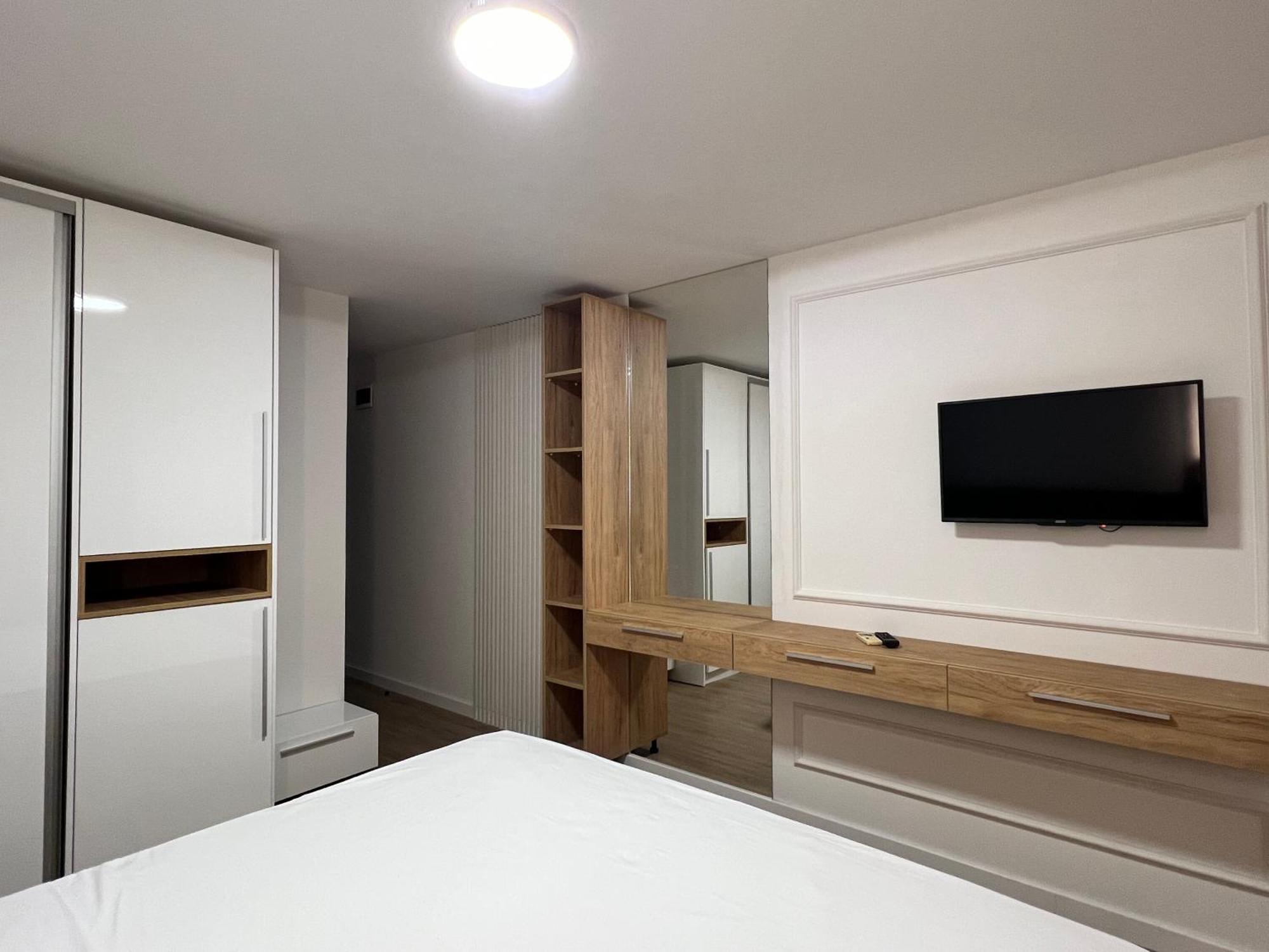 Donna Apartment อุลซิน ภายนอก รูปภาพ