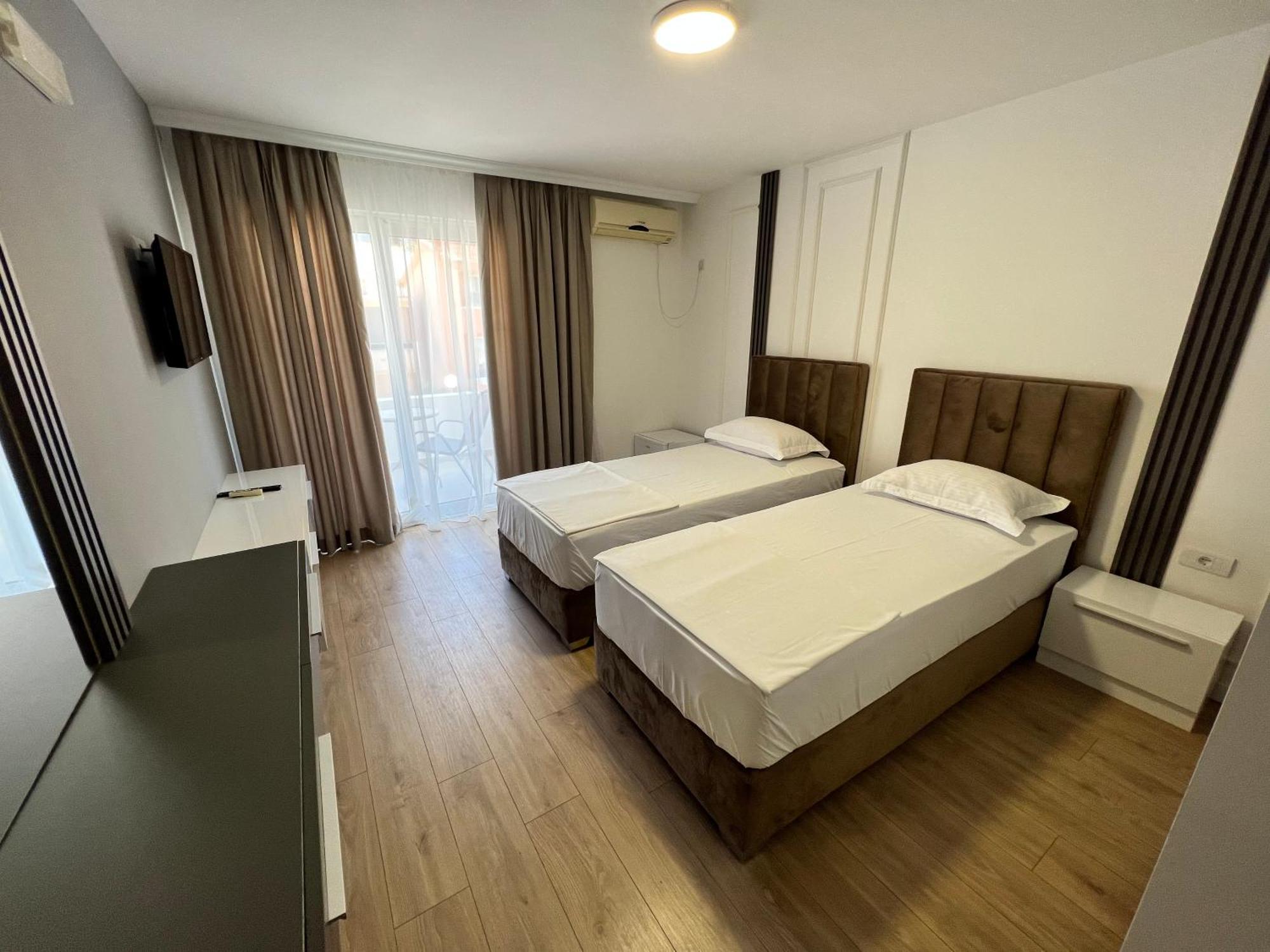 Donna Apartment อุลซิน ภายนอก รูปภาพ